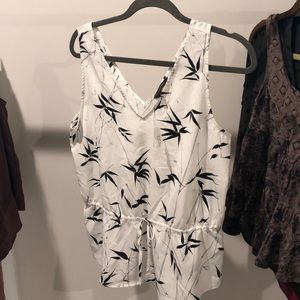 Banana Republic black and white work tank